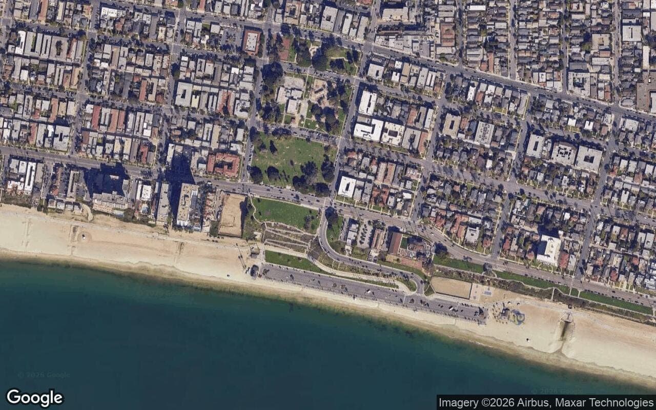 Satellite aerial view of Bluff Park in Long Beach, California, showing the neighborhood's streets and surroundings.