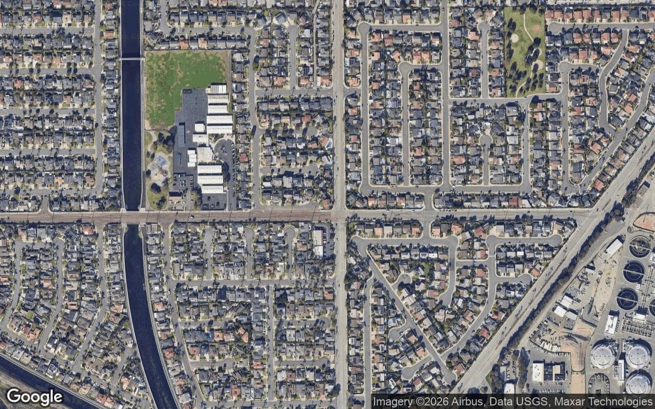Satellite aerial view of South Huntington Beach in Huntington Beach, California, showing the neighborhood's streets and surroundings.