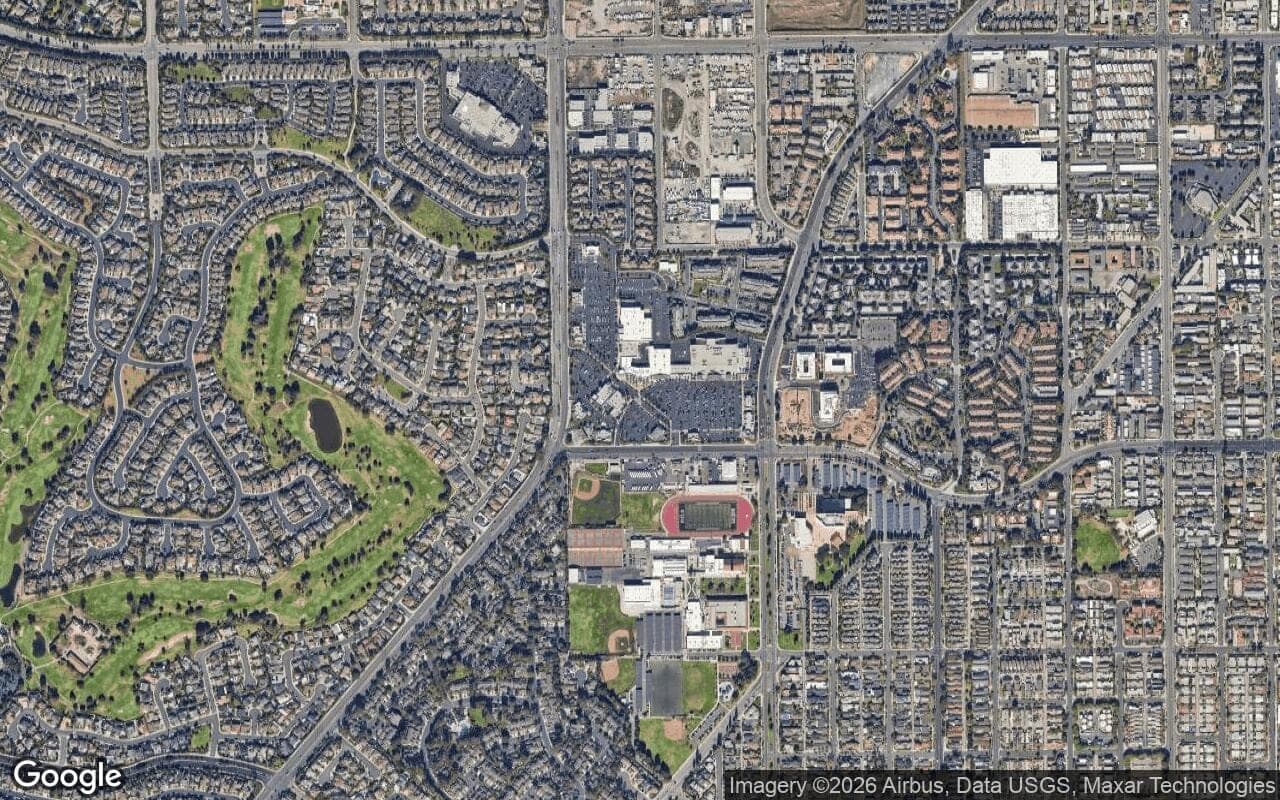Satellite aerial of the Seacliff golf-course and bluff-side neighborhoods of Huntington Beach.